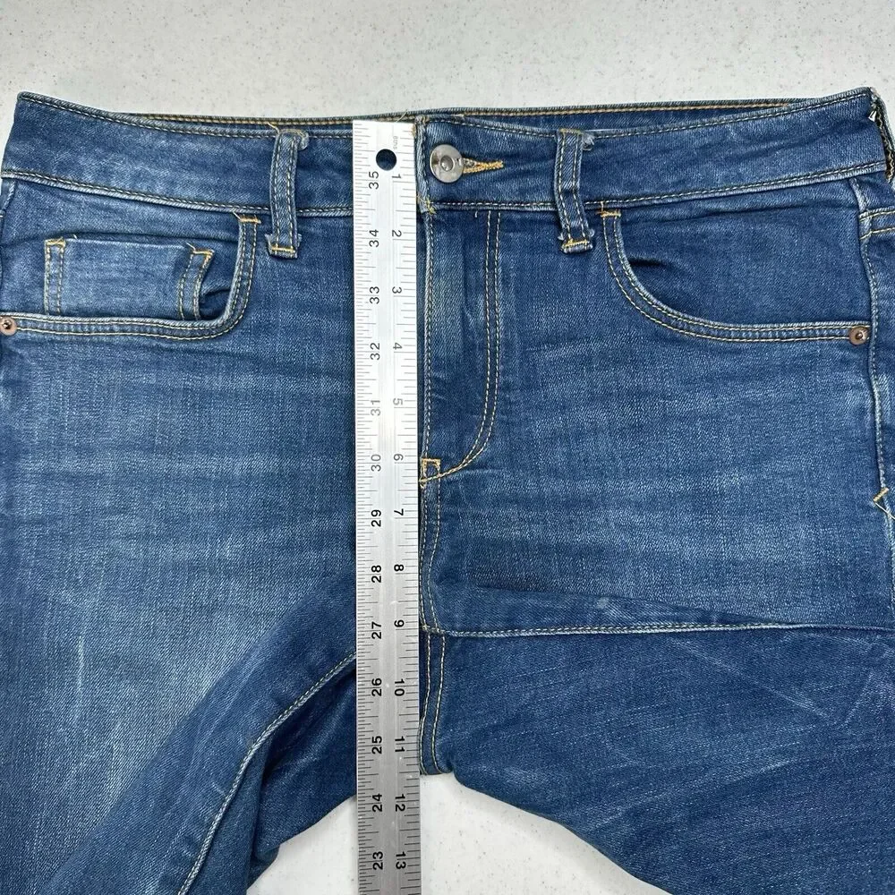 PILCRO Shorts Womens 28 Slim Bermuda Midrise Blue Jean Denim Fray Anthropologie